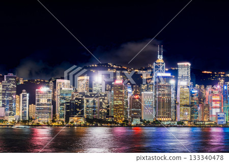 香港維多利亞港中心區夜間 133340478