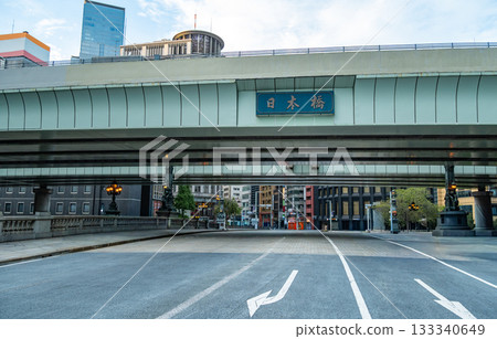 Scenery of Nihonbashi 133340649