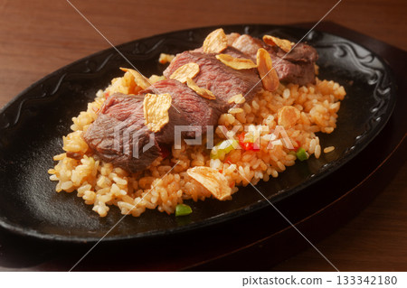 大蒜牛排飯 133342180