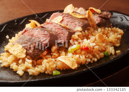 大蒜牛排飯 133342185