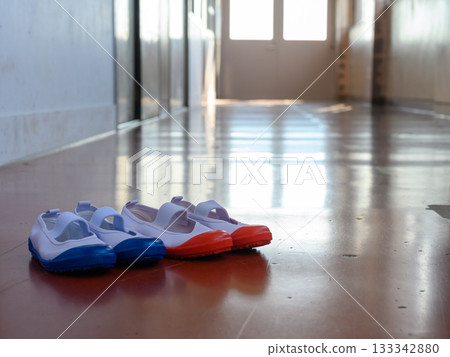 學校形象 133342880