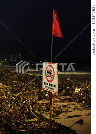 typhoon, flood, sea 133343623