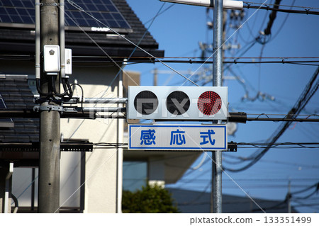 名古屋的感應式交通號誌燈 133351499