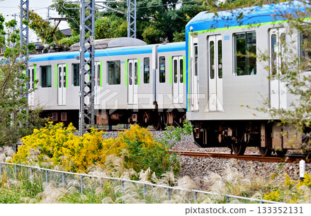 鐵路：東武野田線，60000系列 61614F / 80000系列 81505F 133352131