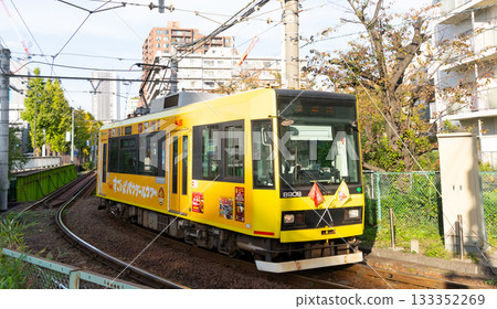 Tokyo Sakura Tram 8900 series 133352269