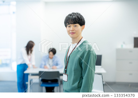 Business person working in the office 133354370