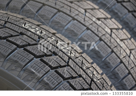 Tire image: Tread surface of unused studless tires 133355810