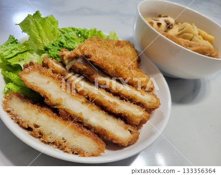 那天的餐桌 133356364