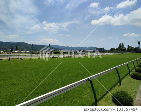福島賽馬場草地賽道 133357484
