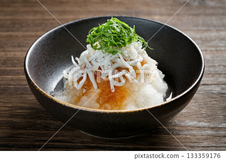 Shurabashi Shurabashi 133359176