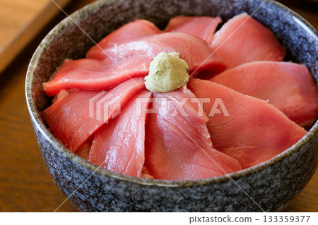 鮪魚碗 133359377