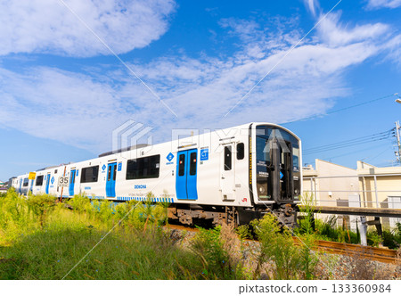 JR九州香椎線 BEC819 系列 電動列車 DENCHA (Dencha) 西戶崎香椎 JR九州香椎線 BEC819 系列 電動列車 DENCHA (Dencha) 西戶崎香椎 133360984