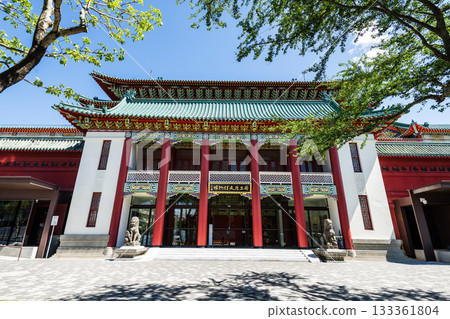 View of the National Museum of History in Taipei, Taiwan. It's the Chinese palace-style building near the Taipei Botanical Garden. 133361804