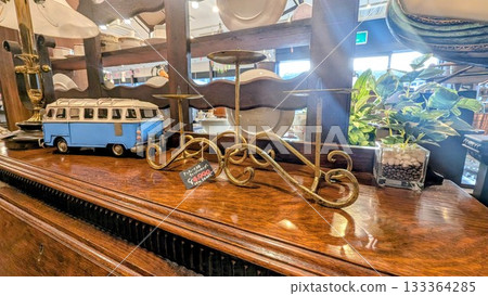 A shop filled with European antiques 133364285