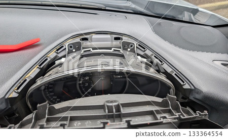 更換汽車儀錶板 更換汽車儀錶板 133364554