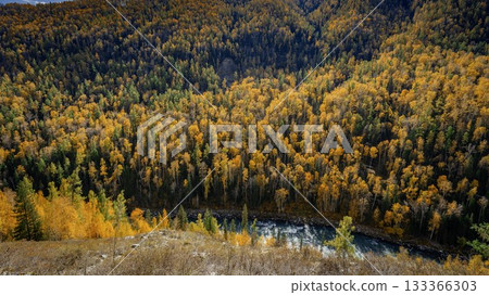 中国新疆阿勒泰风景 133366303