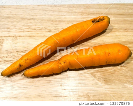 14 interesting carrots with irregular shapes and reasons 133370876