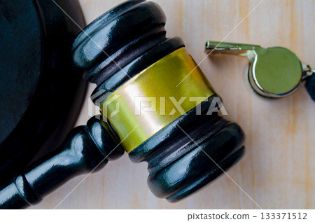 Top view of lawyer gavel with customizable space for text. Top view of lawyer gavel with customizable space for text. 133371512