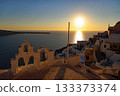 美麗的歐洲日落，希臘聖托里尼伊亞 133373374