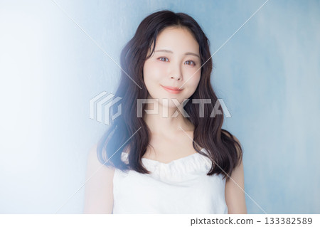 Hairstyle images for young women 133382589