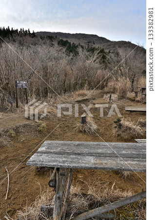 相高山脈越前山 - 設有長椅的馬之瀨展望台 相高山脈越前山 - 設有長椅的馬之瀨展望台 133382981