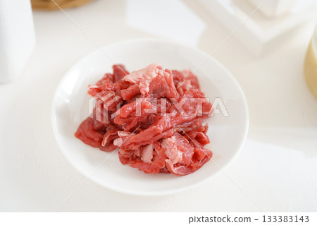 meat  133383143