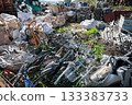 垃圾場 133383733