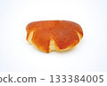 Cream bread 133384005