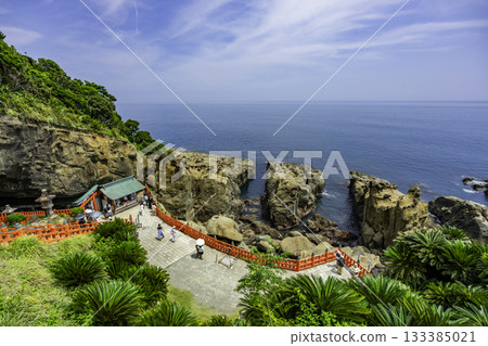 Nichinan Udo Shrine, the rock formations in front of the Udo Cave, Nichinan City, Miyazaki Prefecture 133385021