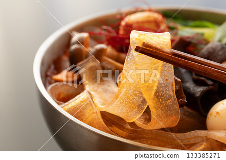 Malatan (spicy soup) Malatan (spicy soup) 133385271