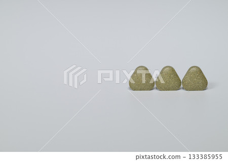 Triangular supplements and copy space 133385955