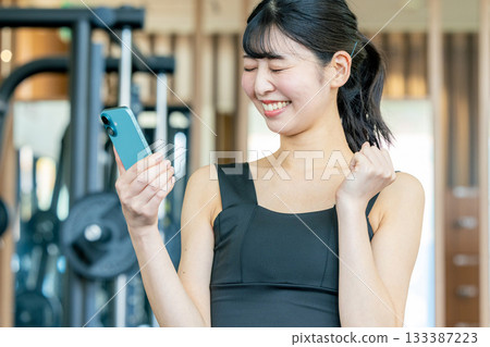 女性訓練智慧型手機應用程式 133387223