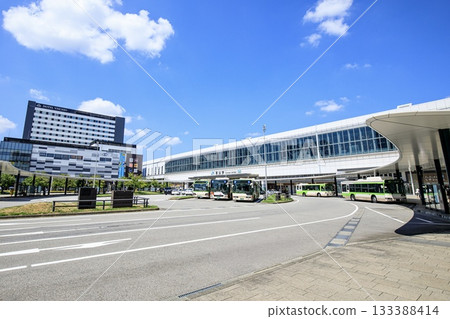 從富山市富山站西出口望去 從富山市富山站西出口望去 133388414