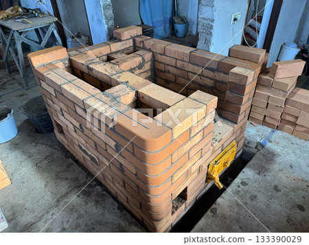 Construction of a heating furnace  133390029