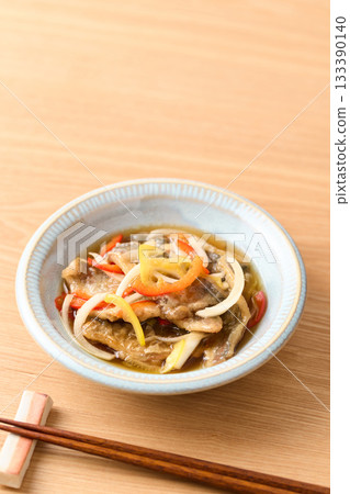 醃製鹹鹹菜 醃製鹹鹹菜 133390140