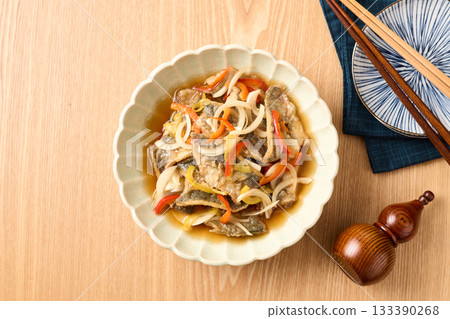 Pickled salted pickles 133390268