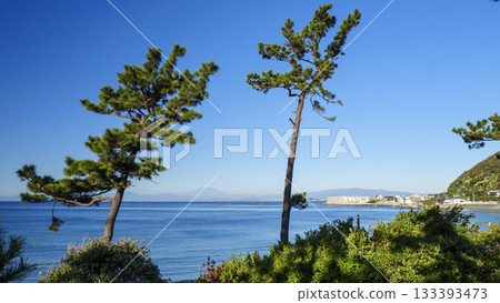 A winter landscape seen from the rocks at the southern tip of the Miura Peninsula A winter landscape seen from the rocks at the southern tip of the Miura Peninsula 133393473