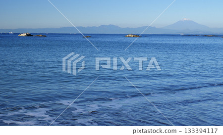 Mount Fuji seen from the tip of the Miura Peninsula Mount Fuji seen from the tip of the Miura Peninsula 133394117