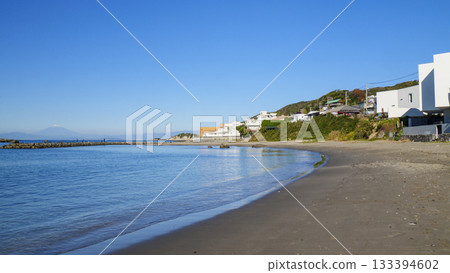 湘南三浦半島的白色街道 湘南三浦半島的白色街道 133394602