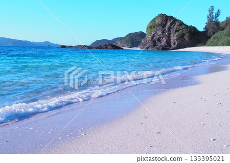 Beautiful tropical beach in the early morning Okinawa scenery Beautiful tropical beach in the early morning Okinawa scenery 133395021