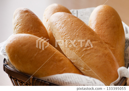 Bread 133395055