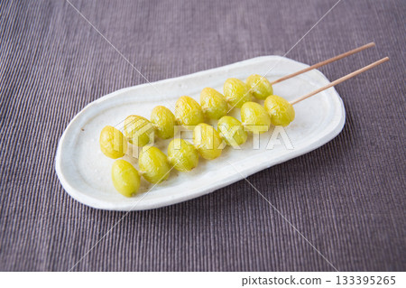 Gin nanyaki Gin nanyaki 133395265