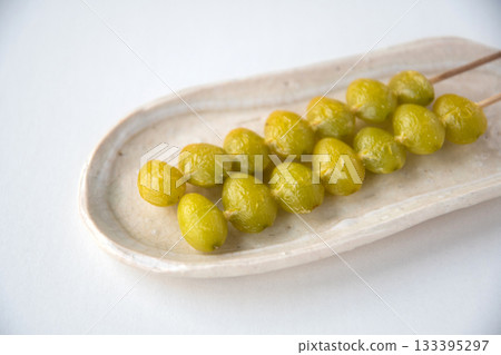 Gin nanyaki 133395297