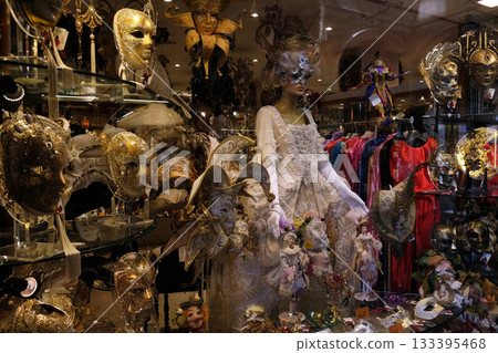 Traditional colorful masks in market at the carnival of Venice, Italy 133395468
