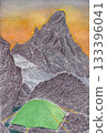 北阿爾卑斯山，亞里山頂峰下方帳篷營地的景色，水彩畫 133396041