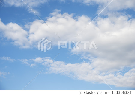 秋日的天空，藍天，晴空，秋季，十一月，圖片 [神奈川縣] 133396381