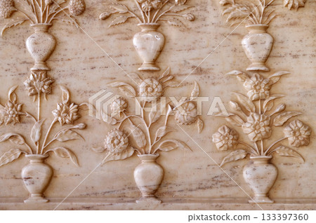 Beautiful ornament on wall of palace in Amber Fort in Jaipur, Rajasthan, India Beautiful ornament on wall of palace in Amber Fort in Jaipur, Rajasthan, India 133397360