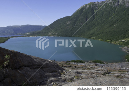 Lake near glasier 133399433