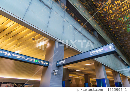 台灣桃園市桃園站 台灣桃園國際機場 133399541