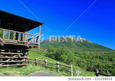 [Kumamoto Prefecture] Hiranodai Plateau and Ryōshidake on a clear day 133399938